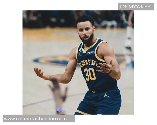 勇士队三分球狂潮创赛季新高库里表现却意外低迷仅进一球 勇士队三分球狂潮创赛季新高库里表现却意外低迷仅进一球