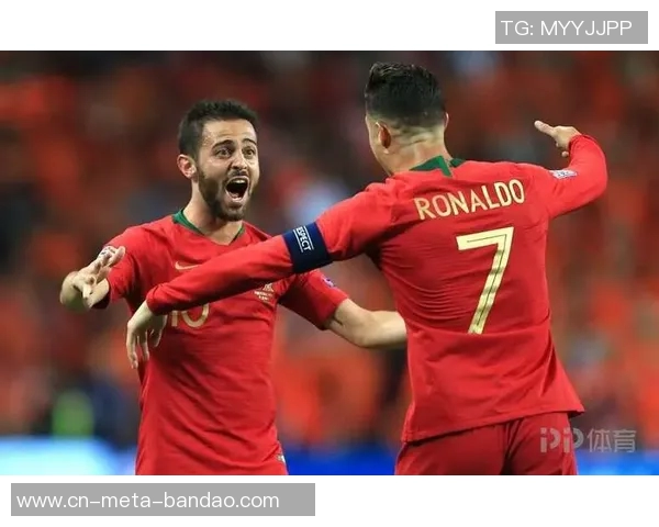 C罗将FIFA最佳投票权交给B席展现队长风范