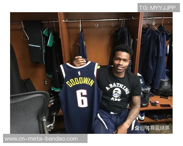 杰基杨全能表现助球队获胜20投10中砍下32分4篮板10助攻1抢断